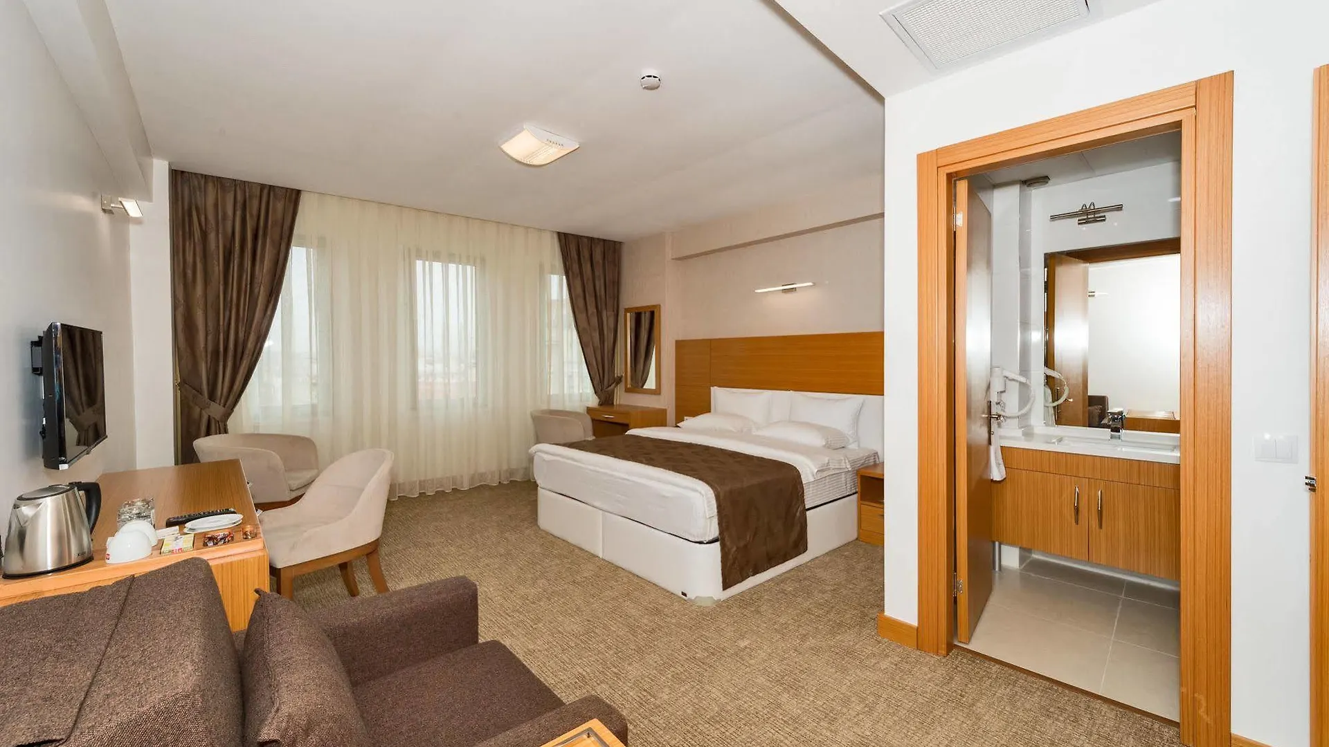 Miel Suites イスタンブール アパートホテル